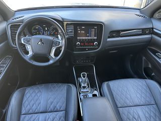 Mitsubishi Outlander 2019 Plug in Hybrid 2,4L PHEV ΜΗΔΕΝΙΚΑ ΤΕΛΗ-thumb-12