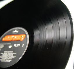 THE EVERLY BROTHERS - BORN YESTERDAY-thumb-9