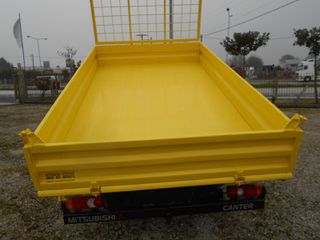 Ανατροπή Mitsubishi 2010 FUSO 5S13-thumb-1