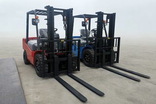 Παλετοφόρα 2026 Περονοφόρο Ανυψωτικό (Clark) CPC30 Diesel-thumb-2