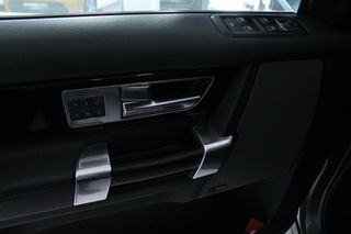 Land Rover Discovery 2016 3.0L Diesel SDV6-thumb-7