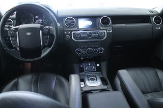 Land Rover Discovery 2016 3.0L Diesel SDV6-thumb-17