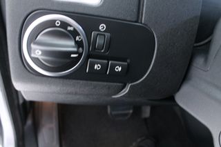 Land Rover Discovery 2016 3.0L Diesel SDV6-thumb-22