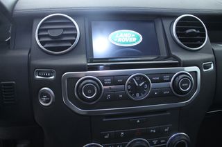 Land Rover Discovery 2016 3.0L Diesel SDV6-thumb-25