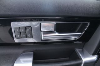 Land Rover Discovery 2016 3.0L Diesel SDV6-thumb-31