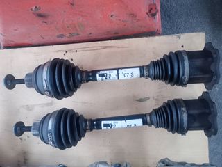 Ημιαξόνια Δεξιό / Αριστερό AUDI A4/A5/Q5 2.0 TFSI 07-2017 KOD: 8K0407271Q