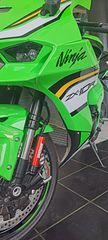 Kawasaki Ninja ZX - 10 R 2025-thumb-4