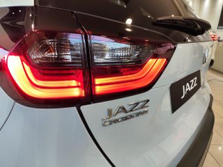 Honda Jazz 2026 Crosstar eHEV 1.5 auto ΑΡΧΙΚΗ ΤΙΜΗ από 26.190€-thumb-16