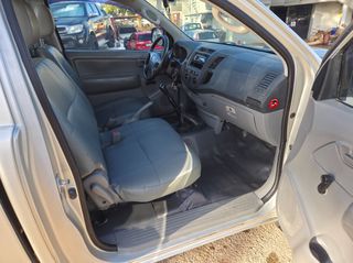 Toyota Hilux 2009-thumb-9
