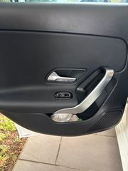 Mercedes-Benz A 160 2020-thumb-8