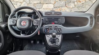 Fiat Panda 2018-thumb-11