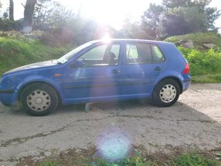Volkswagen Golf 1999-thumb-3