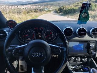 Audi TT 2010 S-LINE-thumb-9