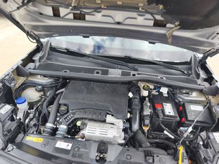 Peugeot 2008 2022 1,2 PureTech 100hp Active Pack-thumb-6