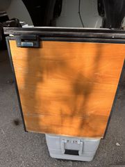 ψυγείο 12v isotherm 49lit