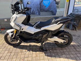 Honda X-ADV 2025 Full extra DCT - ABS Πέρλα