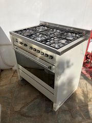Κουζίνα υγραερίου, ρεύματος