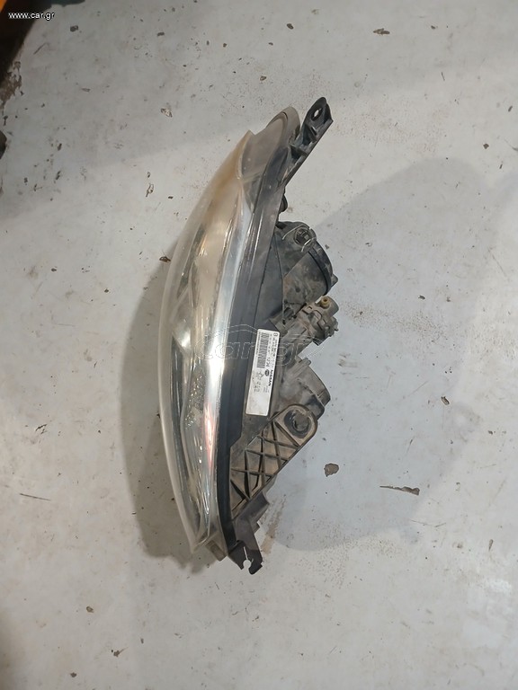 NISSAN QASKAI J10  ΕΜΠΡΟΣ ΔΕΞΙΟ ΦΑΝΑΡΙ