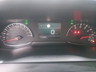 Peugeot 208 2021-thumb-12