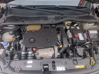 Peugeot 208 2021-thumb-16