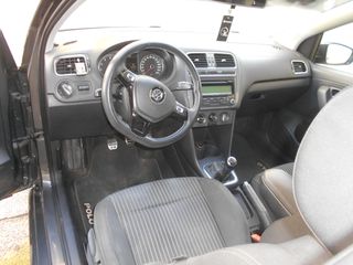 Volkswagen Polo 2010 1.2 TSI HIGHLINE-thumb-6