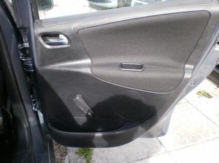Peugeot 207 2007-thumb-12