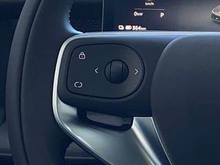 Leapmotor B 10 2026 Design Hybrid EV Panorama-thumb-21