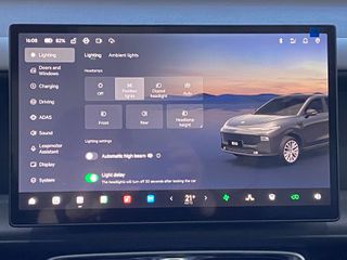 Leapmotor B 10 2026 Design Hybrid EV Panorama-thumb-26