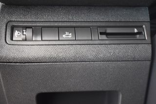 Peugeot 3008 2018 1.2 ltrfun Allure Δέρμα Navi Led Οθόνη Camera Κλ.SOS LM19'-thumb-64