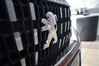 Peugeot 3008 2018 1.2 ltrfun Allure Δέρμα Navi Led Οθόνη Camera Κλ.SOS LM19'-thumb-58