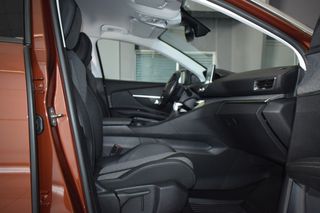 Peugeot 3008 2018 1.2 ltrfun Allure Δέρμα Navi Led Οθόνη Camera Κλ.SOS LM19'-thumb-19