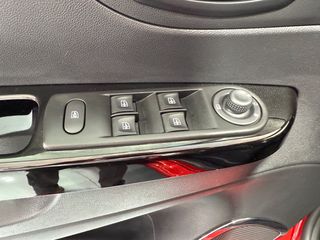 Renault Captur 2018 Automatic 1.2 TCe Energy XMOD-thumb-27