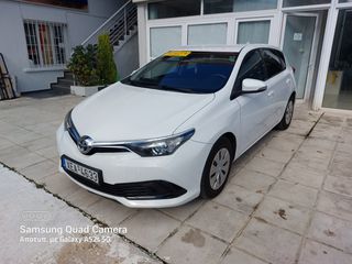 Toyota Auris 2018 1.4 D-4D-thumb-2