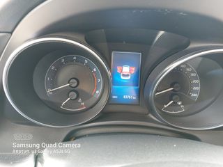 Toyota Auris 2018 1.4 D-4D-thumb-9