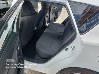 Toyota Auris 2018 1.4 D-4D-thumb-11