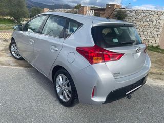 Toyota Auris 2014 1.4 D-4D Dynamic-thumb-7