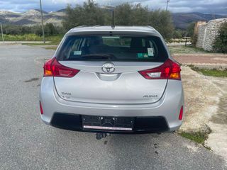 Toyota Auris 2014 1.4 D-4D Dynamic-thumb-9