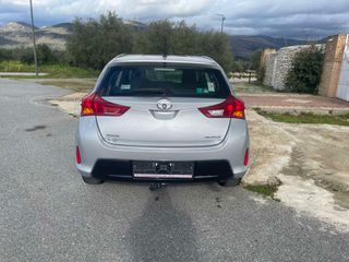 Toyota Auris 2014 1.4 D-4D Dynamic-thumb-10