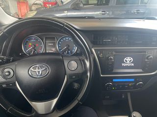 Toyota Auris 2014 1.4 D-4D Dynamic-thumb-16