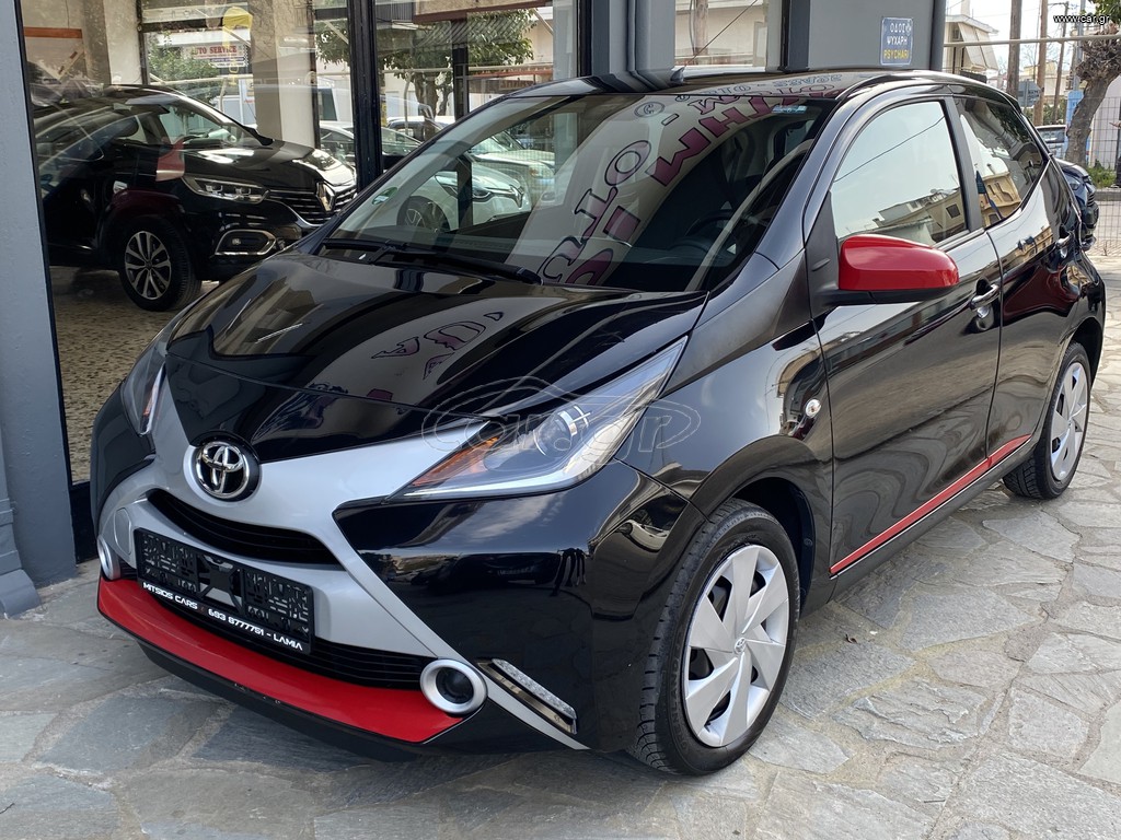 Toyota Aygo 2017 1.0 X-Play BOOK SERVICE