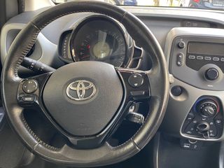Toyota Aygo 2017 1.0 X-Play BOOK SERVICE-thumb-33
