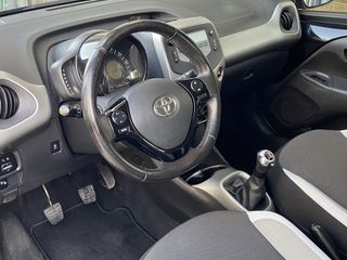 Toyota Aygo 2017 1.0 X-Play BOOK SERVICE-thumb-10