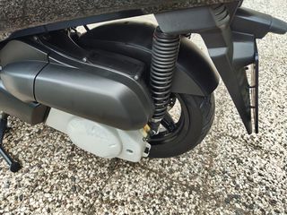 Yamaha XMAX 250 2009-thumb-14