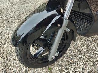 Yamaha XMAX 250 2009-thumb-15