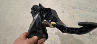 ΠΕΤΑΛ ΣΥΜΠΛΕΚΤΗ -- START STOP -- RENAULT CLIO V   2019 - 2023