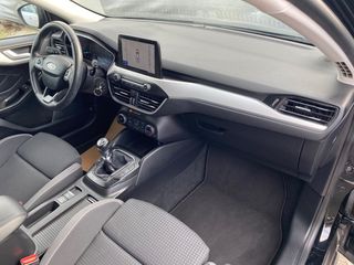 Ford Focus 2019 EURO 6-thumb-15