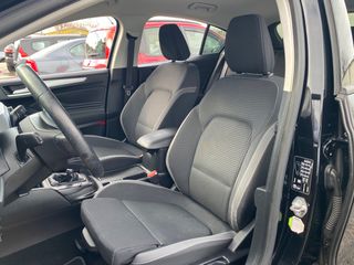 Ford Focus 2019 EURO 6-thumb-31