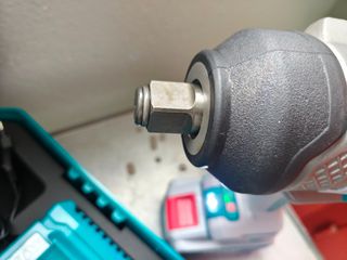 ΤΟ ΝΕΟ ΘΗΡΙΟ ΤΗΣ TOTAL!! 2100Nm!!! ΜΠΟΥΛΟΝΟΚΛΕΙΔΟ 3/4" 20V 2 ΜΠΑΤΑΡΙΕΣ Χ 20VX8Ah!! ΔΕΙΤΕ ΤΟ ΣΤΗΝ ΕΚΘΕΣΗ ΜΑΣ!!-thumb-3