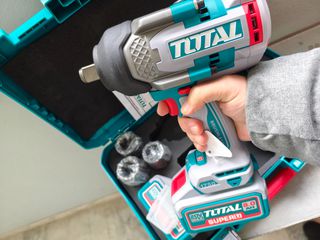 ΤΟ ΝΕΟ ΘΗΡΙΟ ΤΗΣ TOTAL!! 2100Nm!!! ΜΠΟΥΛΟΝΟΚΛΕΙΔΟ 3/4" 20V 2 ΜΠΑΤΑΡΙΕΣ Χ 20VX8Ah!! ΔΕΙΤΕ ΤΟ ΣΤΗΝ ΕΚΘΕΣΗ ΜΑΣ!!-thumb-7