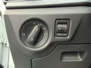 Skoda Kamiq 2020 1.0 TGI G-TEC AMBITION GR!-thumb-35